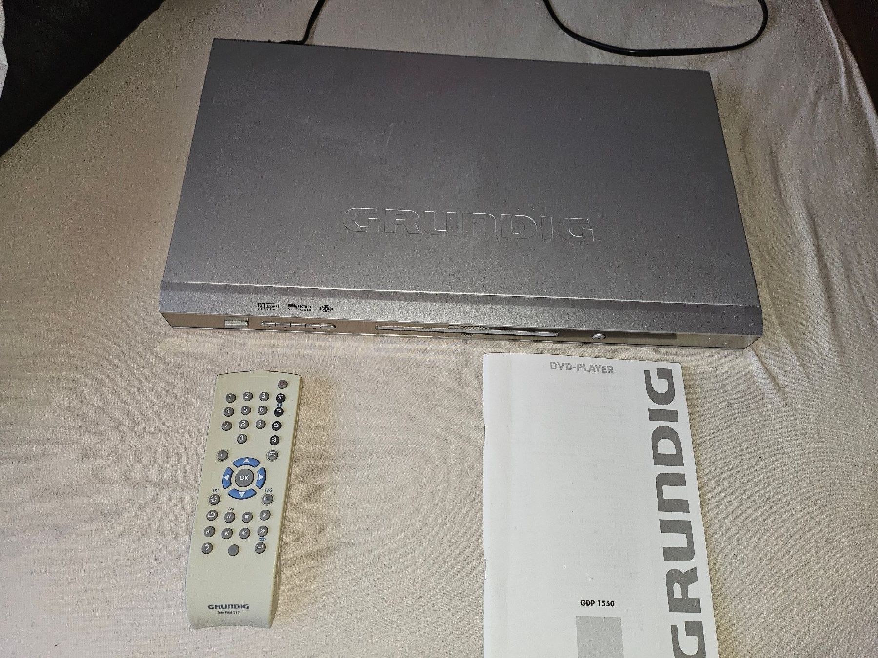 Tutti i DVDs: DVD Player Grundig - MIT SCART-Kabel – Usato da Thun venduto da Shame