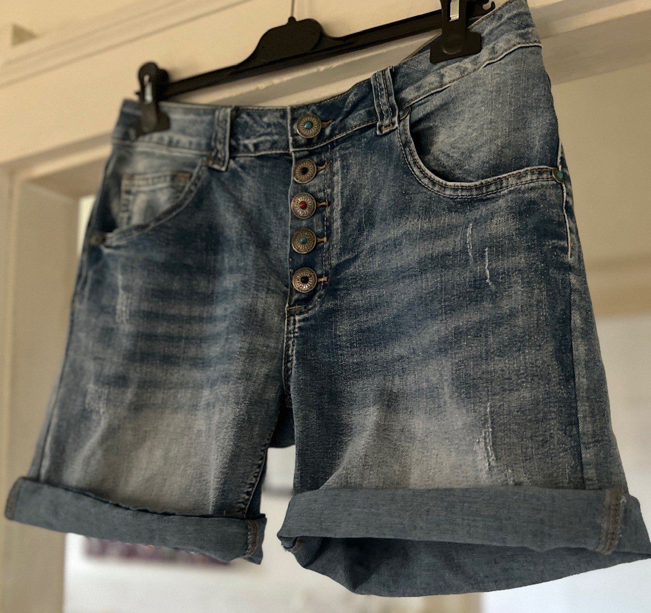 Jeans: SHORTS JEANS! M – Nuovo e nell'imballaggio originale da Locarno venduto da NicoNion 1