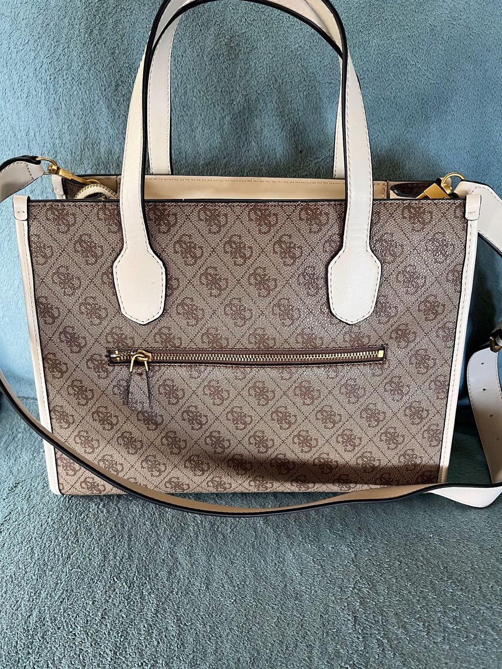 Guess Taschen für Damen: Guess Handtasche mit Schultergurt – Neu (gemäss Beschreibung) aus Appenzell von Folco 2