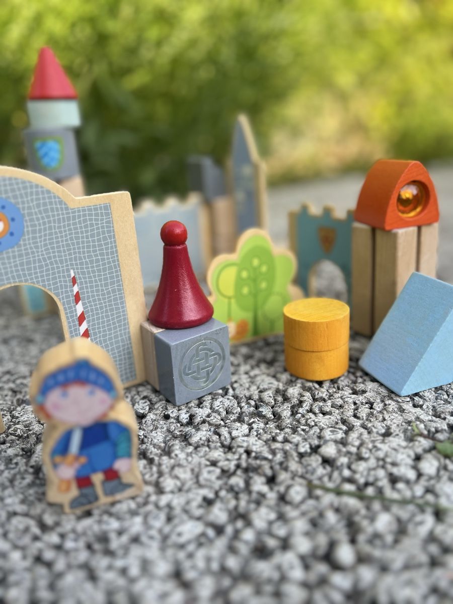 Haba Spielzeuge: HABA Ritterburg aus Holz – Gebraucht aus Aarau von Marylou90 2