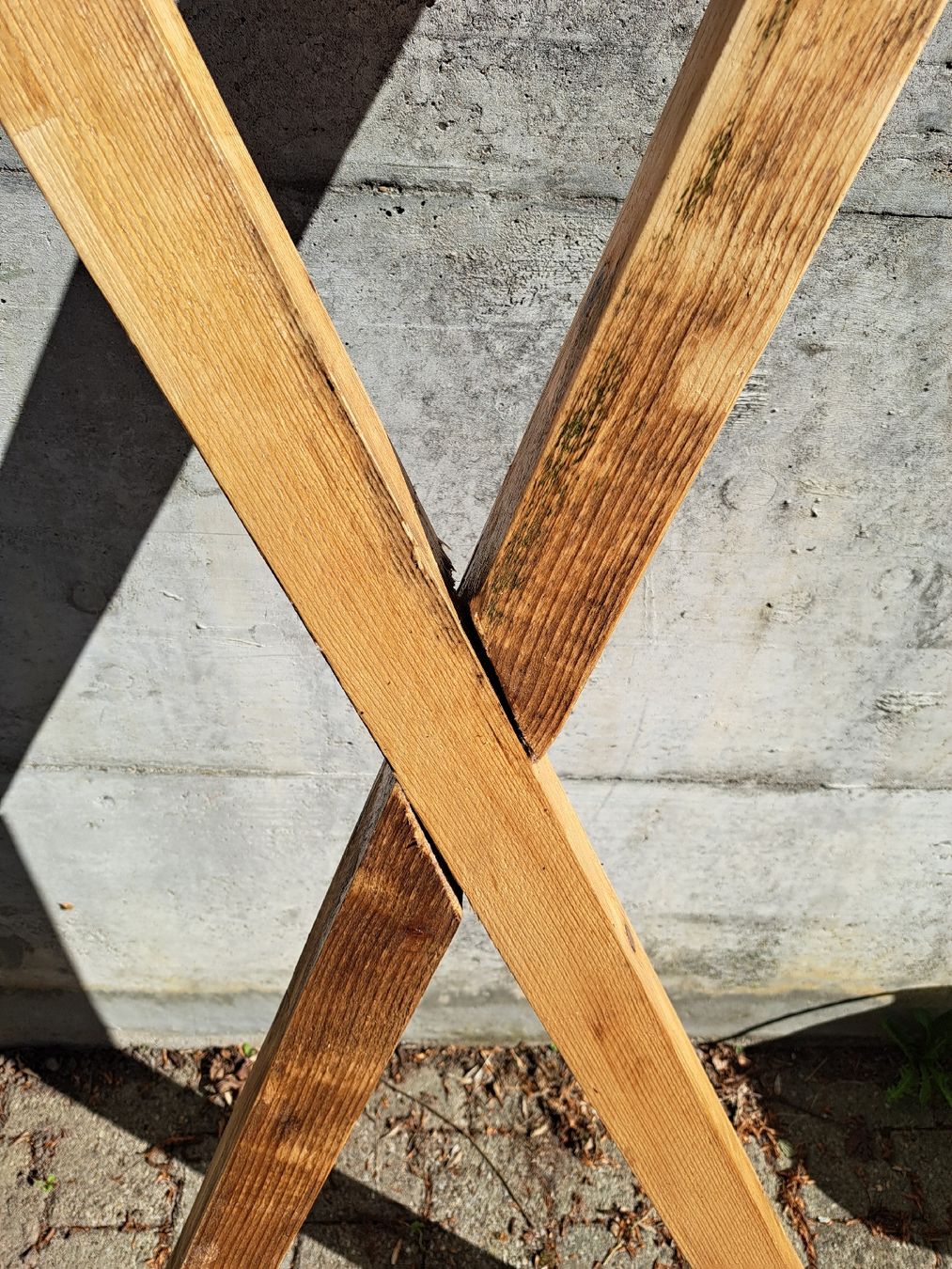 Articoli in legno: Andreaskreuz aus Holz. – Nuovo (secondo la descrizione) da Wisen SO venduto da dow_g796 1