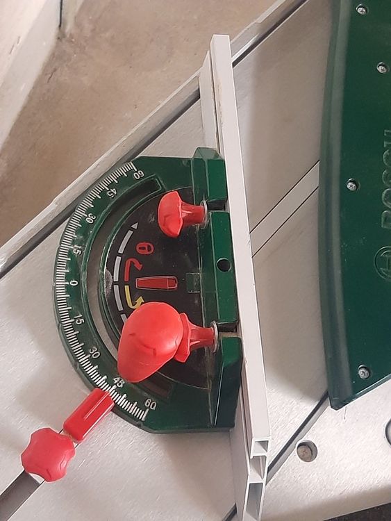 BOSCH PTS10 & PTA2000 Tischkreissäge mit Untergestell (Gebraucht) in St ...
