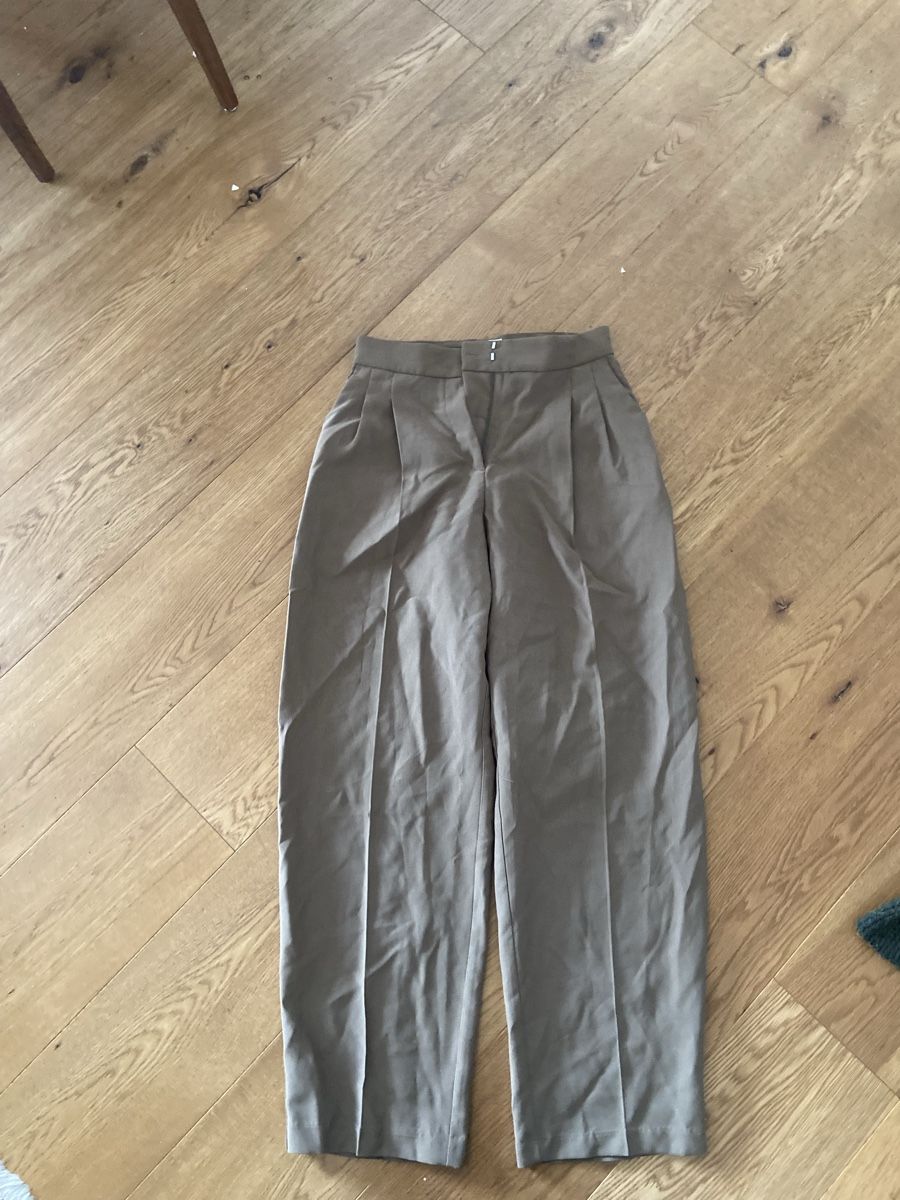 H&M Pantaloni: Pants  – Nuovo e nell'imballaggio originale da Walchwil venduto da ann_ckz6