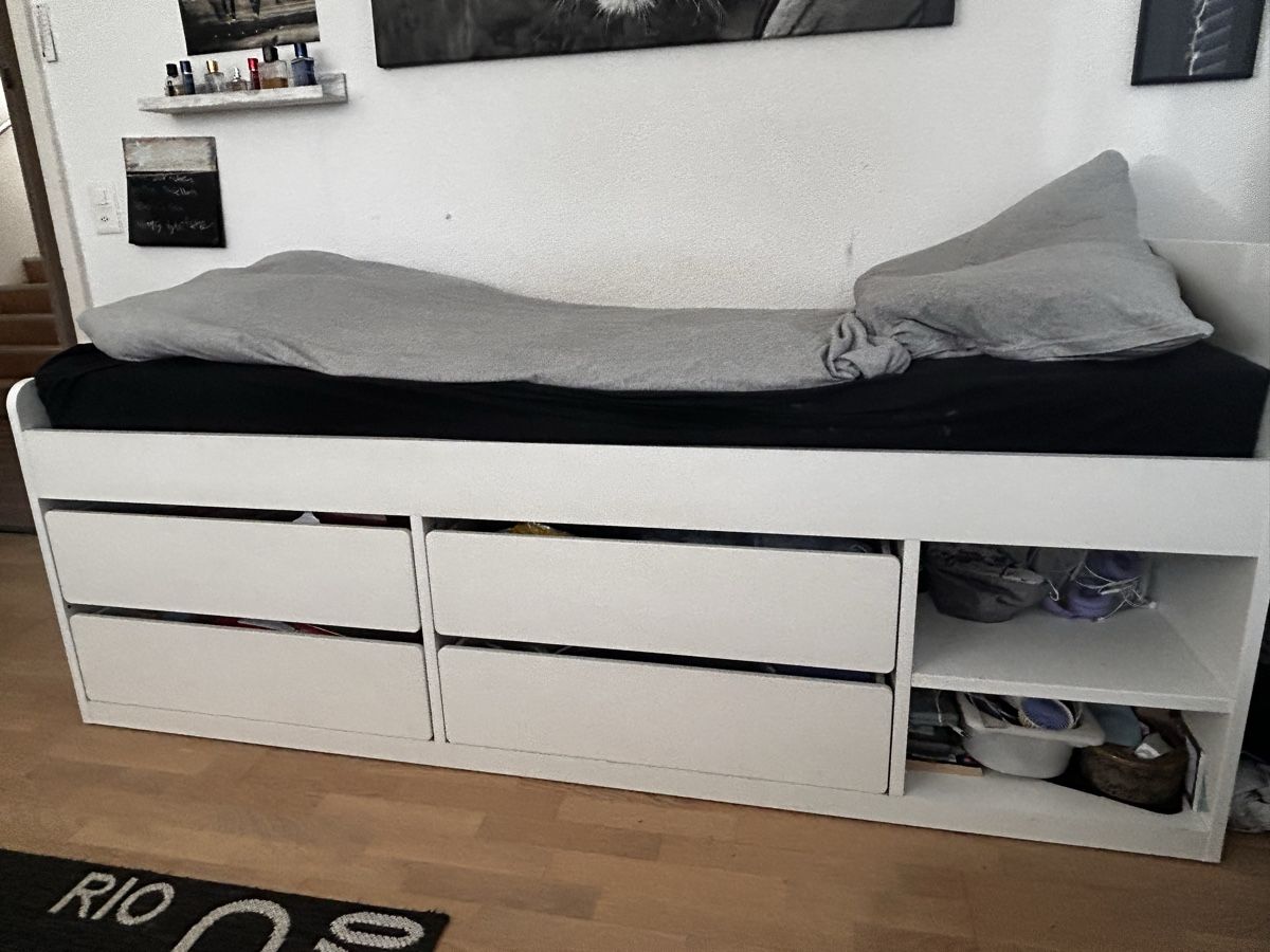 Ikea Letti: Jugendbett. 90/200 – Usato da Grenchen venduto da didgeritom 2