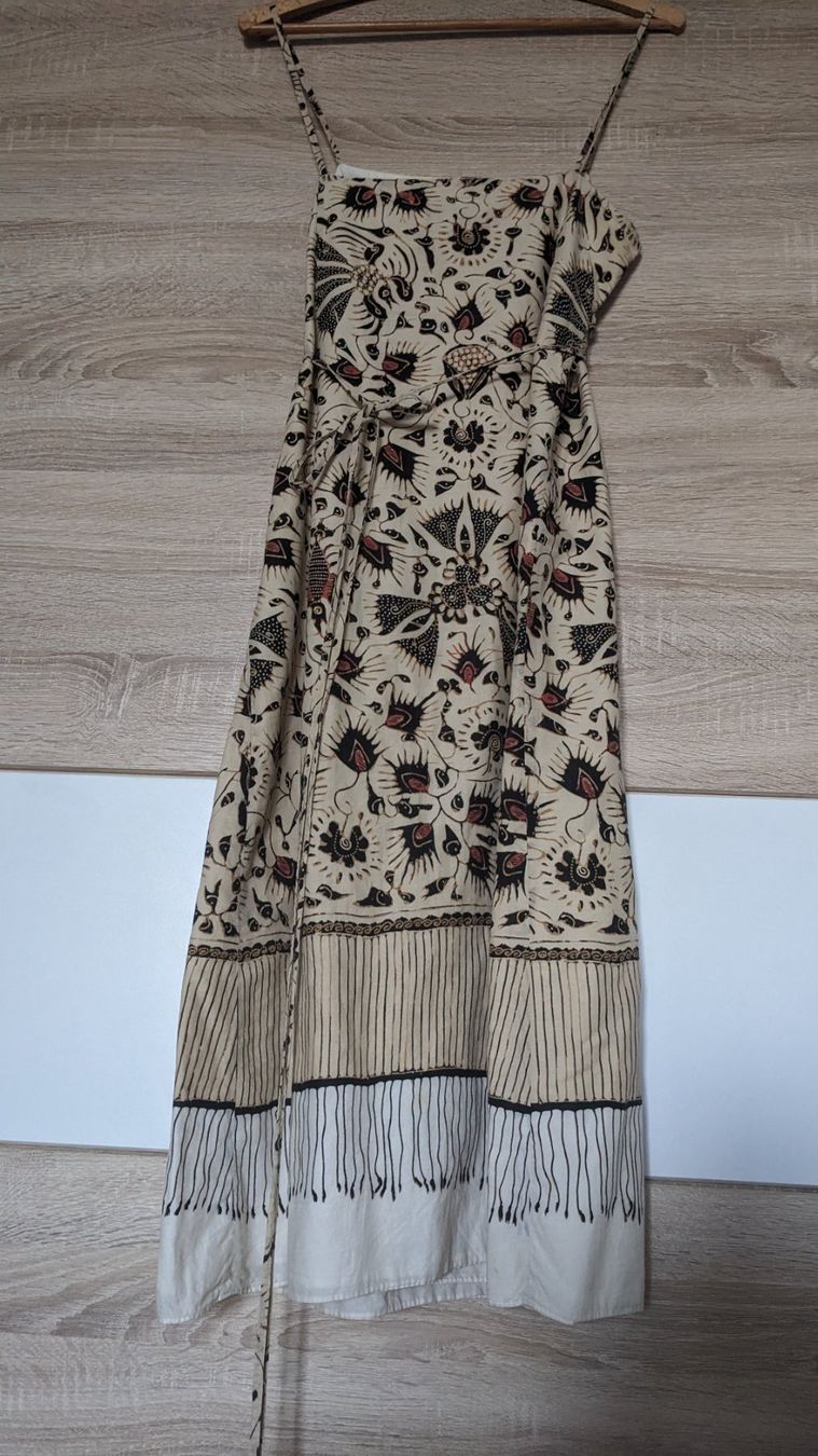Vestiti: Kleid Hoss HOMELESS G.40 – Usato da Zürich venduto da epopeyaodisea 1