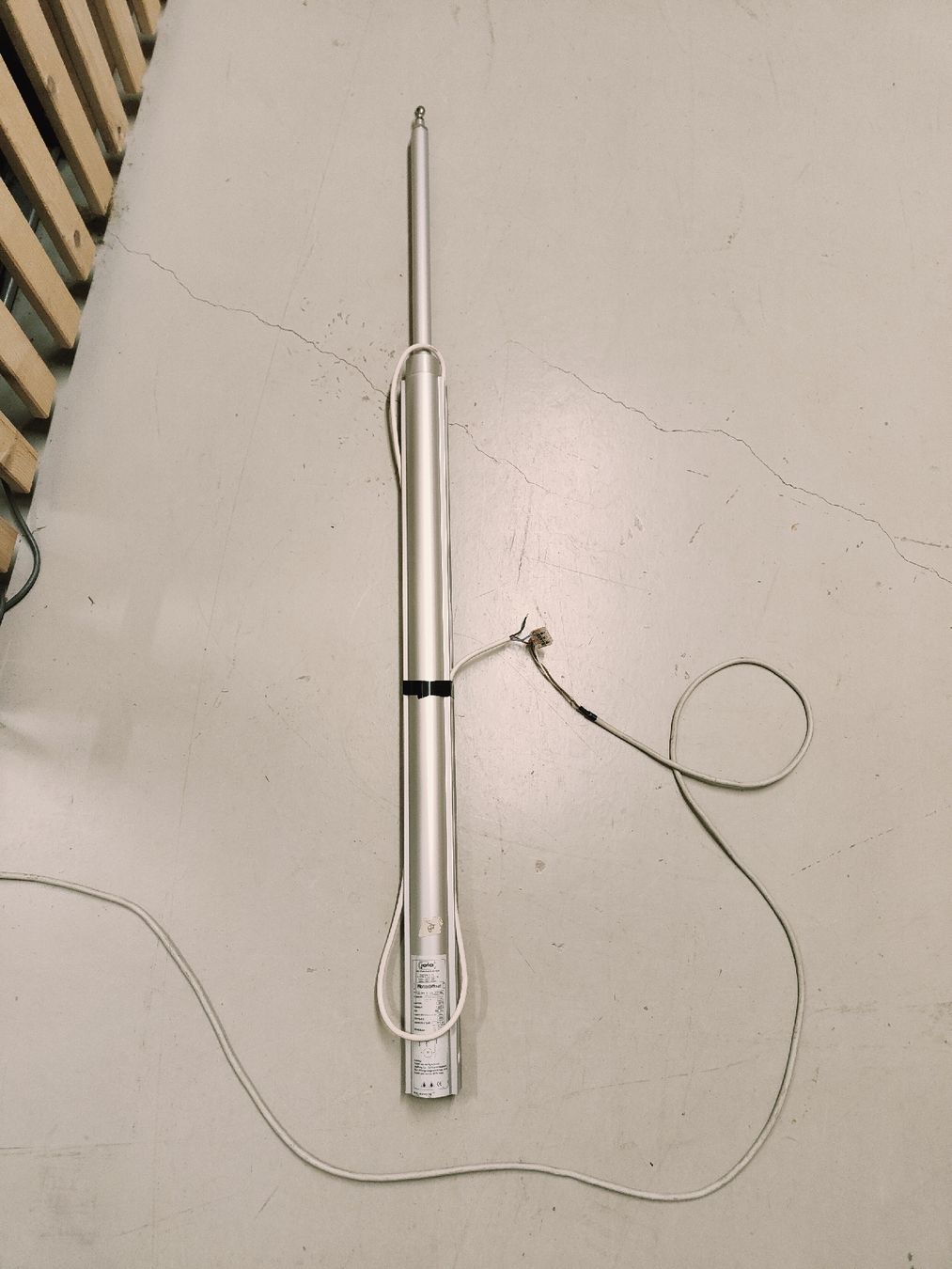 Tutti gli attrezzi: Spindel-/ Linearantriebe 24V DC, versch. Grössen – Usato da Oberentfelden venduto da Pezo607 2