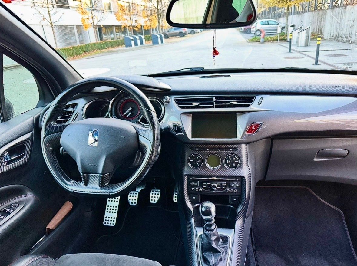 DS Automobiles Automobili: Ds3 Racing 1.6 THP 207 ch – Usato da Nyon venduto da Antony_23 3