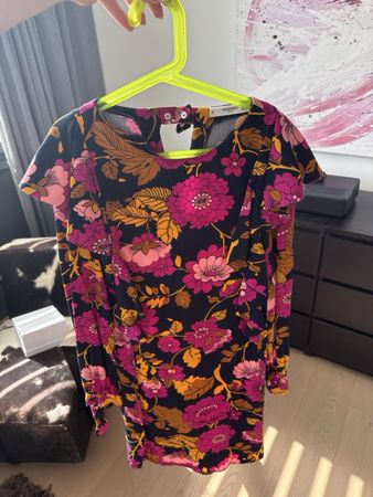 Mango Kleid Blumenmuster dunkelblau Grösse M Zustand gut