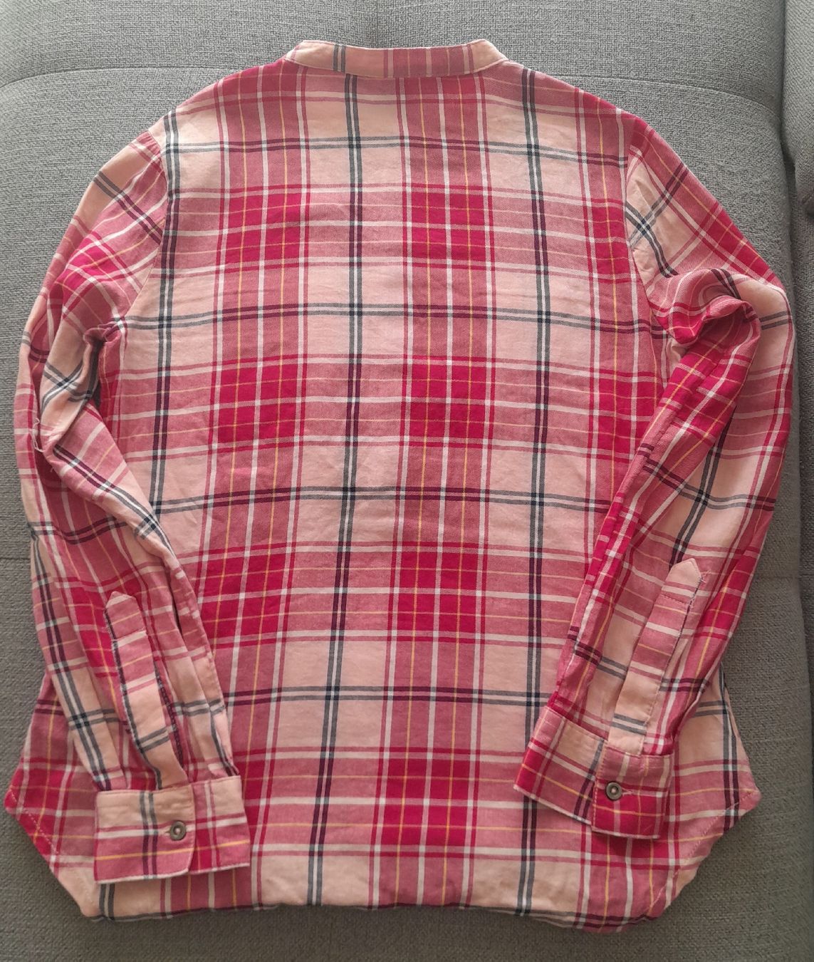 Camicette, T-shirt & Top: Karos leicht in rosa  - Bluse 134/140 – Usato da Münchwilen AG venduto da Lillyfee08 2