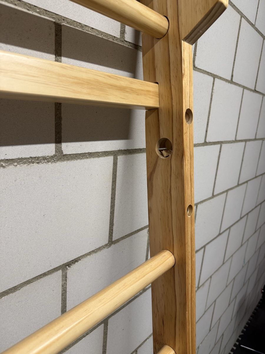 Kletterwände & Klettergriffe: Sprossenwand 195cm x 80cm – Gebraucht aus Bülach von Skyhook 1