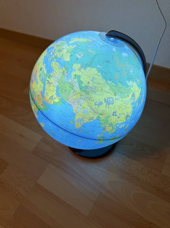 Sonstige Dekorationen & Accessoires: Lampe Kinderglobus mit Licht – Gebraucht aus Goldach von tab_njk8 1