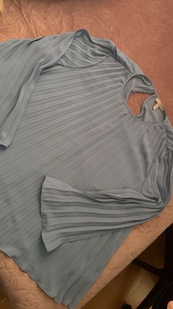 Leichtes H&M Blusenshirt mit Glockenärmeln, Gr. 36