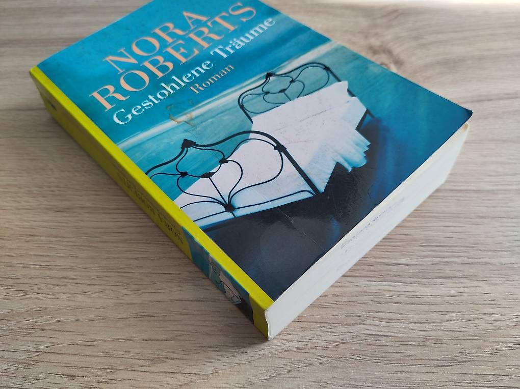 Libri: Nora Roberts - gestohlene Träume – Usato da Rorschacherberg venduto da c_v_nh92 2