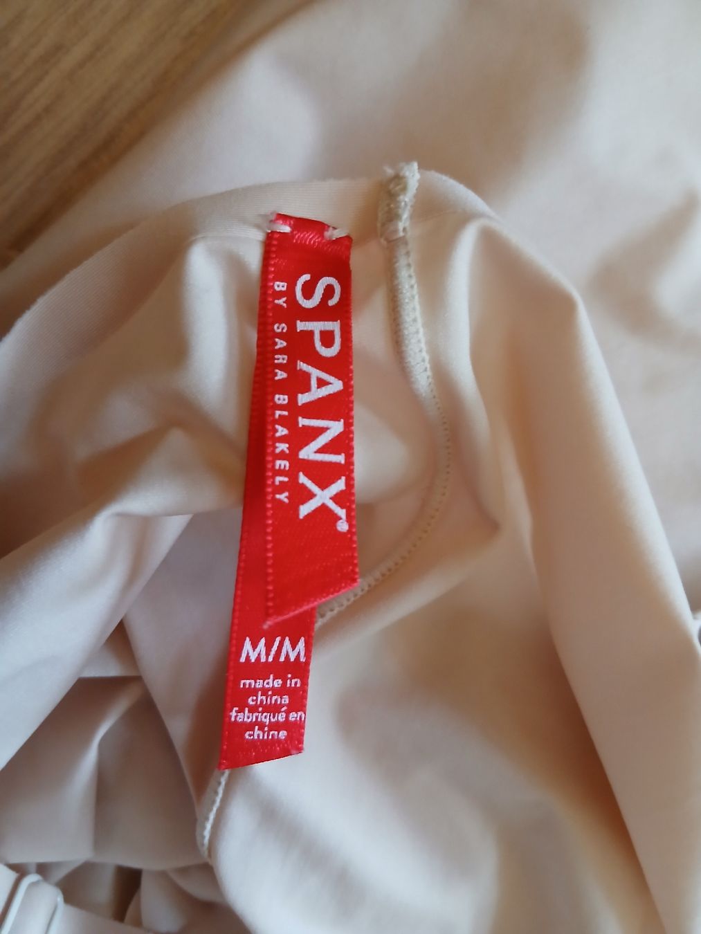 Spanx Altra biancheria intima: Spanx by Sara Blakely Bodysuit Size M – Nuovo (secondo la descrizione) da Wil SG venduto da tre_g2l7 2