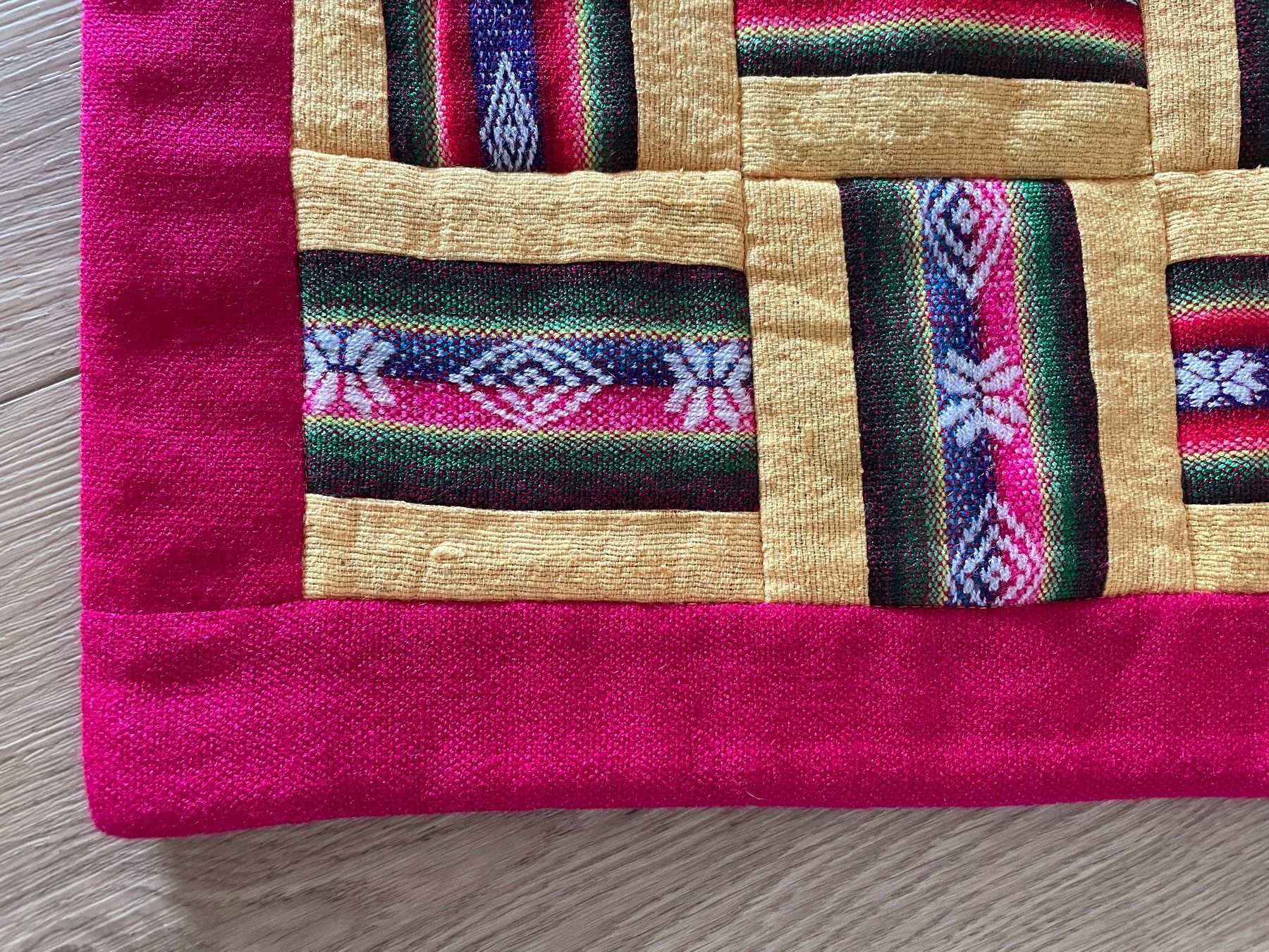 Coperte: Dekorative Vintage Patchwork Decke 62 x 63 cm – Usato da Winkel venduto da Kade50 1
