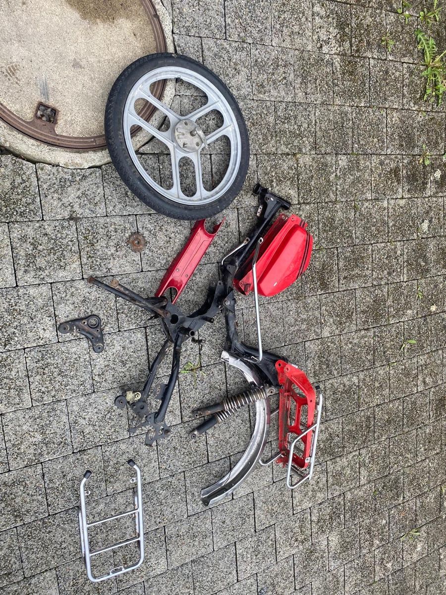 Sachs Cyclomoteurs: Sachs 503 Rahmen + teile – D'occasion à Wittenbach par kellermeister76