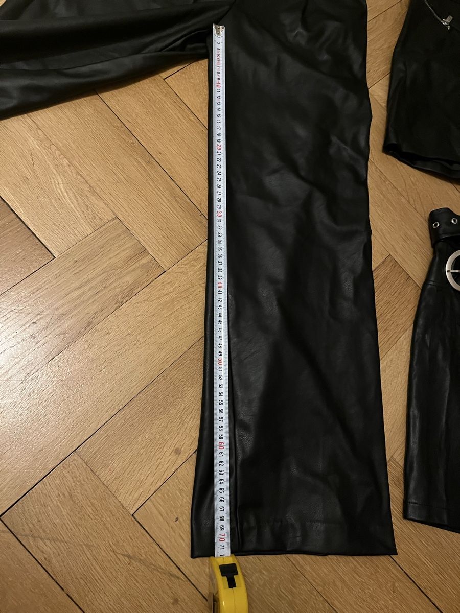 Lotti di vestiti: Kunstleder Hose und Rocks neuwertig – Nuovo (secondo la descrizione) da Olten venduto da sae_82z2 2