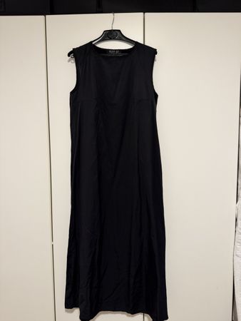 Langes Kleid