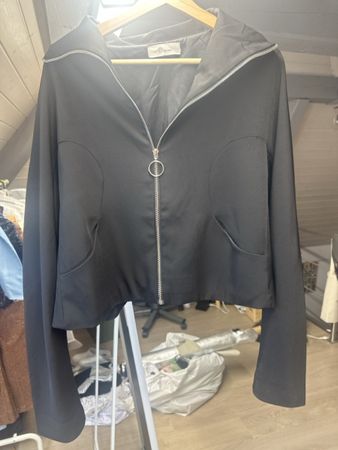 Cropped Oversized Black Jacket