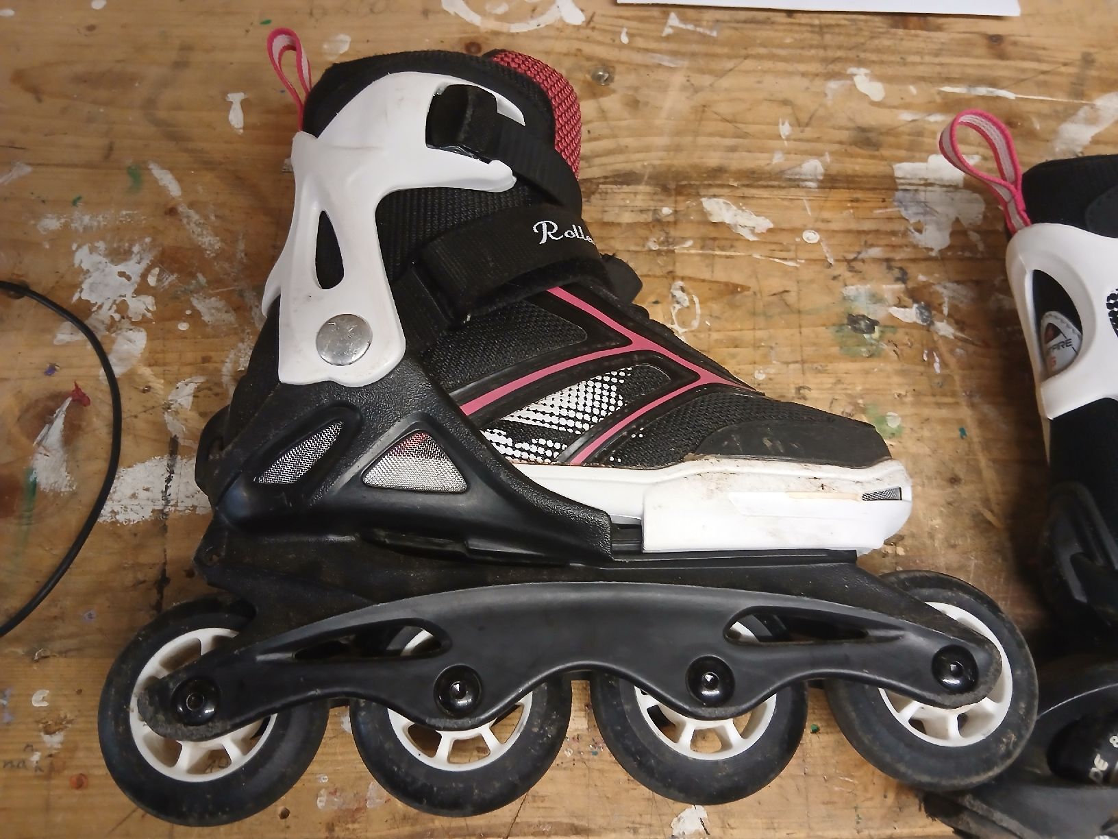 Pattini in linea & Pattini a rotelle: Rollerskates Rollerblade verstellbar Grösse 33-36.5 schwarz  – Usato da Jonen venduto da Holz81 3