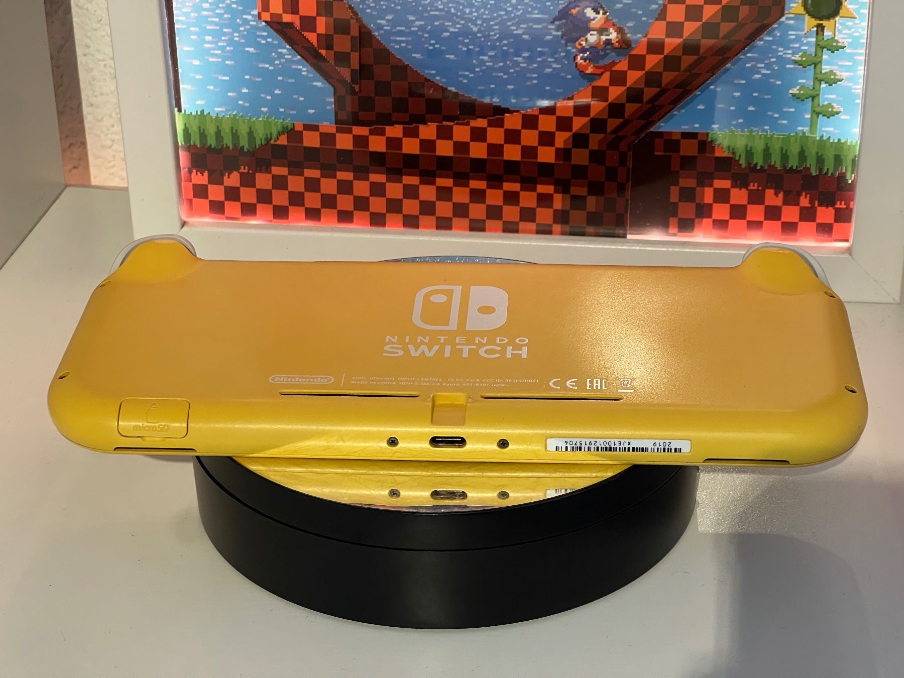 Nintendo Console: Switch Lite Gelb – Nuovo (secondo la descrizione) da Zürich venduto da rg_swiss 2