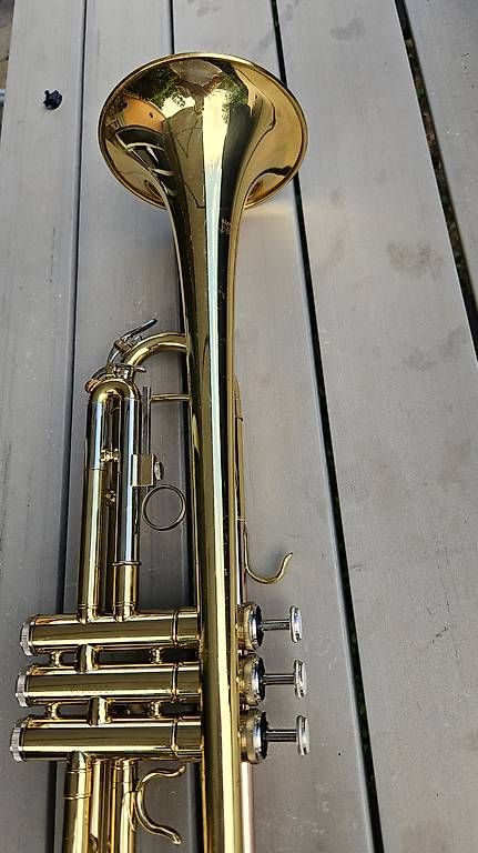 Strumenti musicali: Tromba Roy Benson – Usato da Lumino venduto da Doni_dp 2