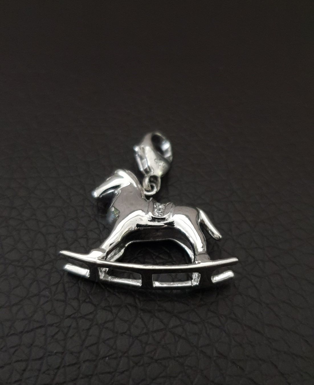 Ciondoli: Silber 925 Charm "Schaukelpferd"  - NEU – Nuovo e nell'imballaggio originale da Uetikon am See venduto da Coralreef 3