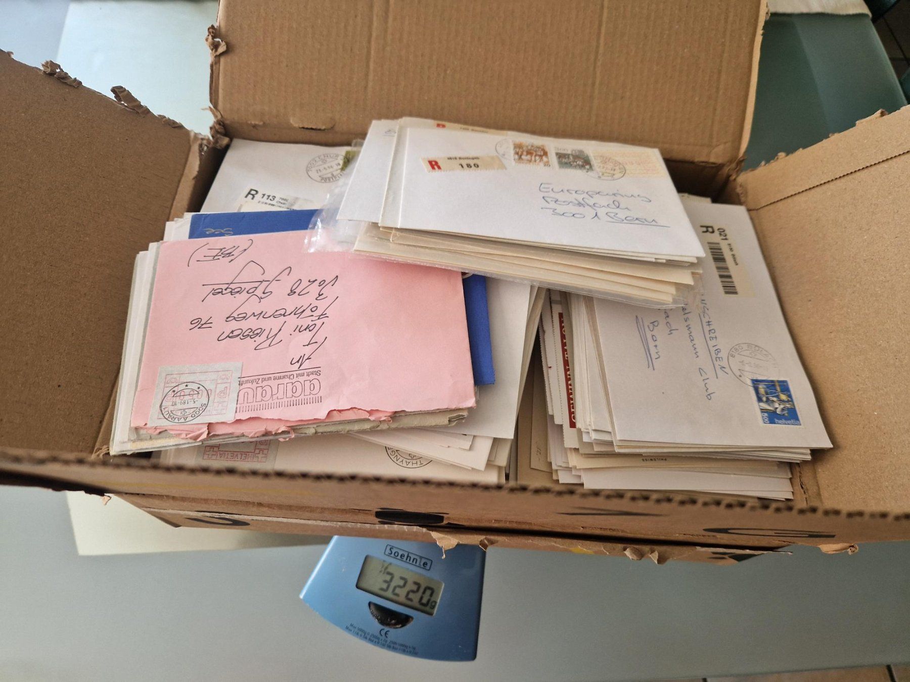 Tutti i francobolli: Postkarten & Briefe Sammlung  ca. 3.00 KG. Schweiz – Usato da Büetigen venduto da philat