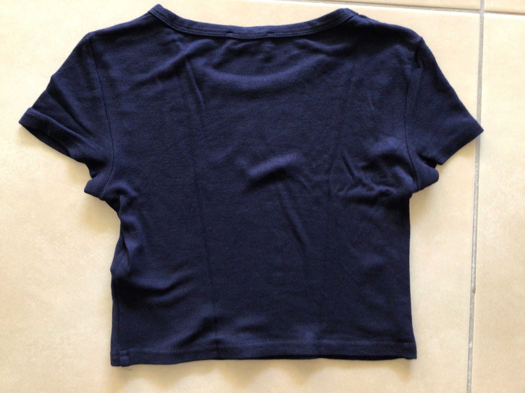 T-shirt: Even&Odd Crop Top, Dunkelblau, Gr. XS – Usato da Frauenfeld venduto da Stehojen 1
