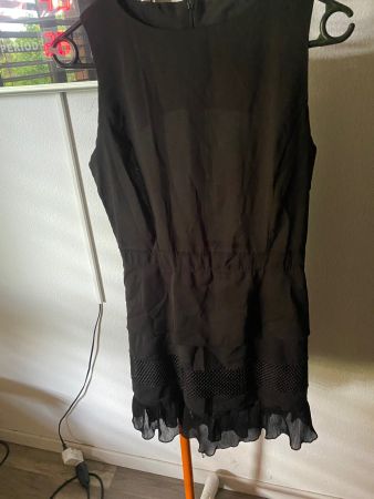Cocktail/Partykleid schwarz Grösse S