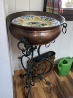 Magnifique vasque en cuivre avec pied en fer forgé 