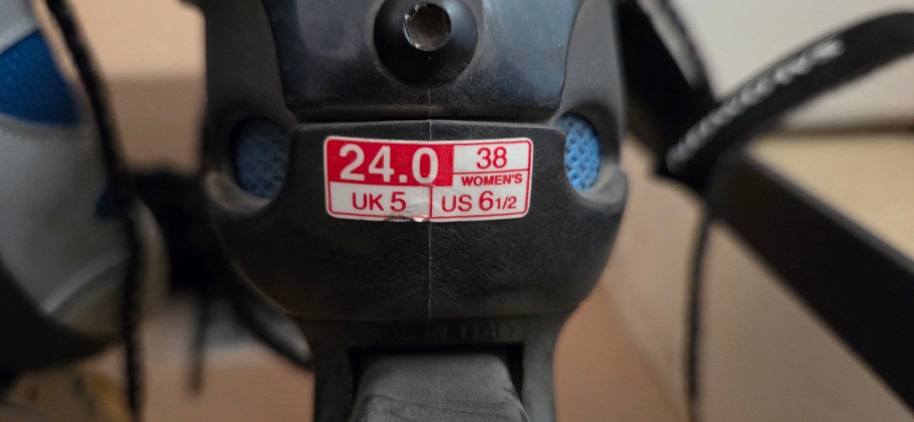 Salomon Inline-Skating & Rollschuhe: Inline Skates Women's Gr. 38 mit Schoner – Gebraucht aus Dübendorf von Wombatz 3