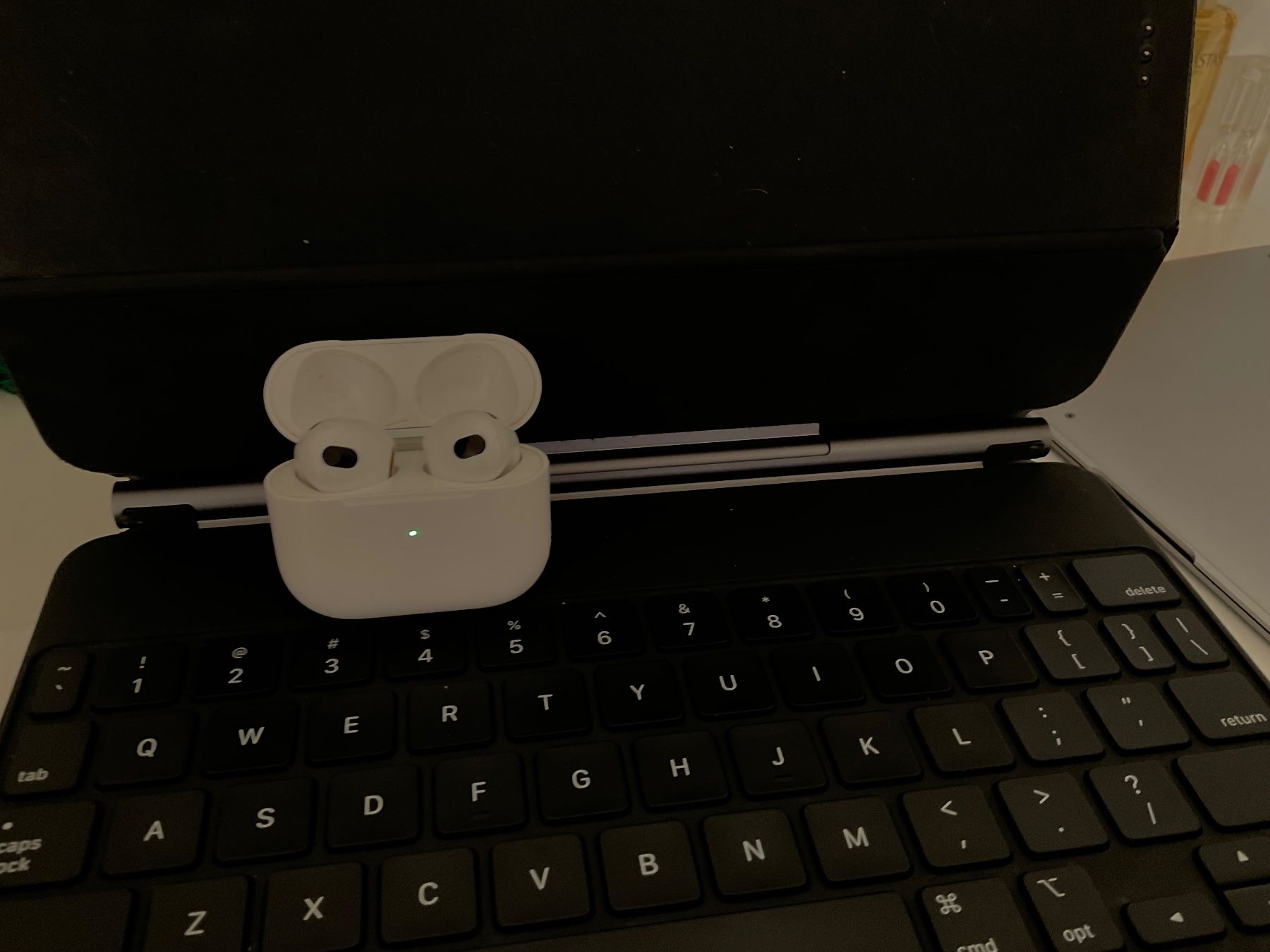 Apple Cuffie: AirPods (3rd Generation) 2024 – Usato da Basel venduto da mar_dgx7 1