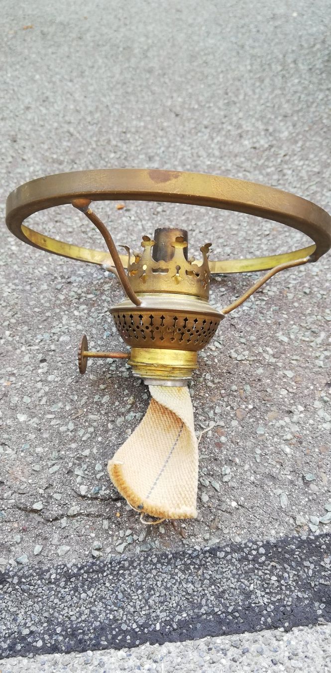 Lampade: Teil einer Petrollampe ab 1Fr. – Usato da Thun venduto da Matthias72 5