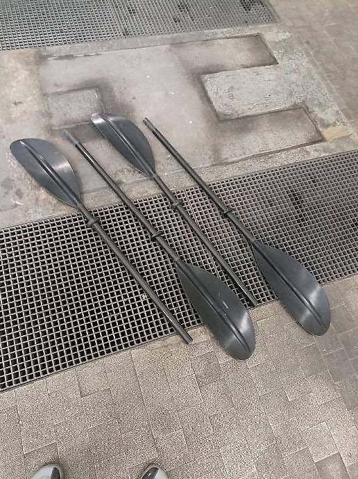 Gommoni, kayak & canoe: Carbon Paddels Kajak – Usato da Volketswil venduto da ukrc04 1