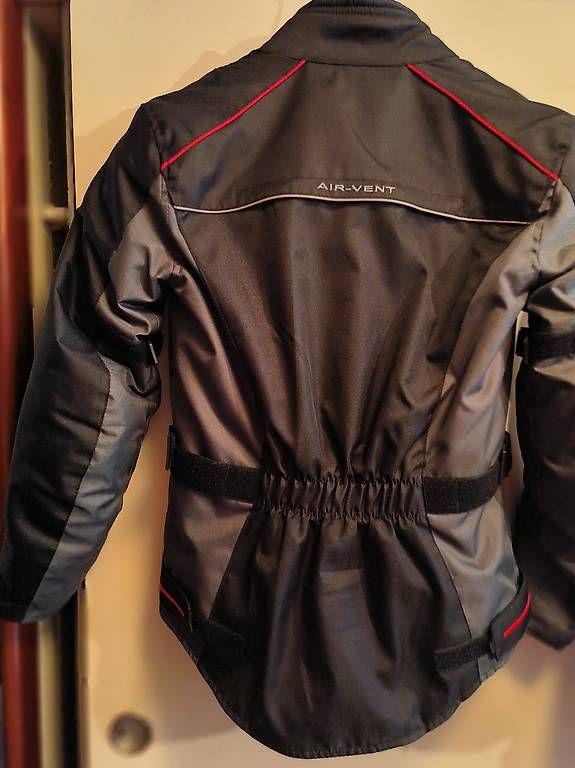 Jacken: selten getragen Wintermotorradjacke – Gebraucht aus Balsthal von 3533caroline 2