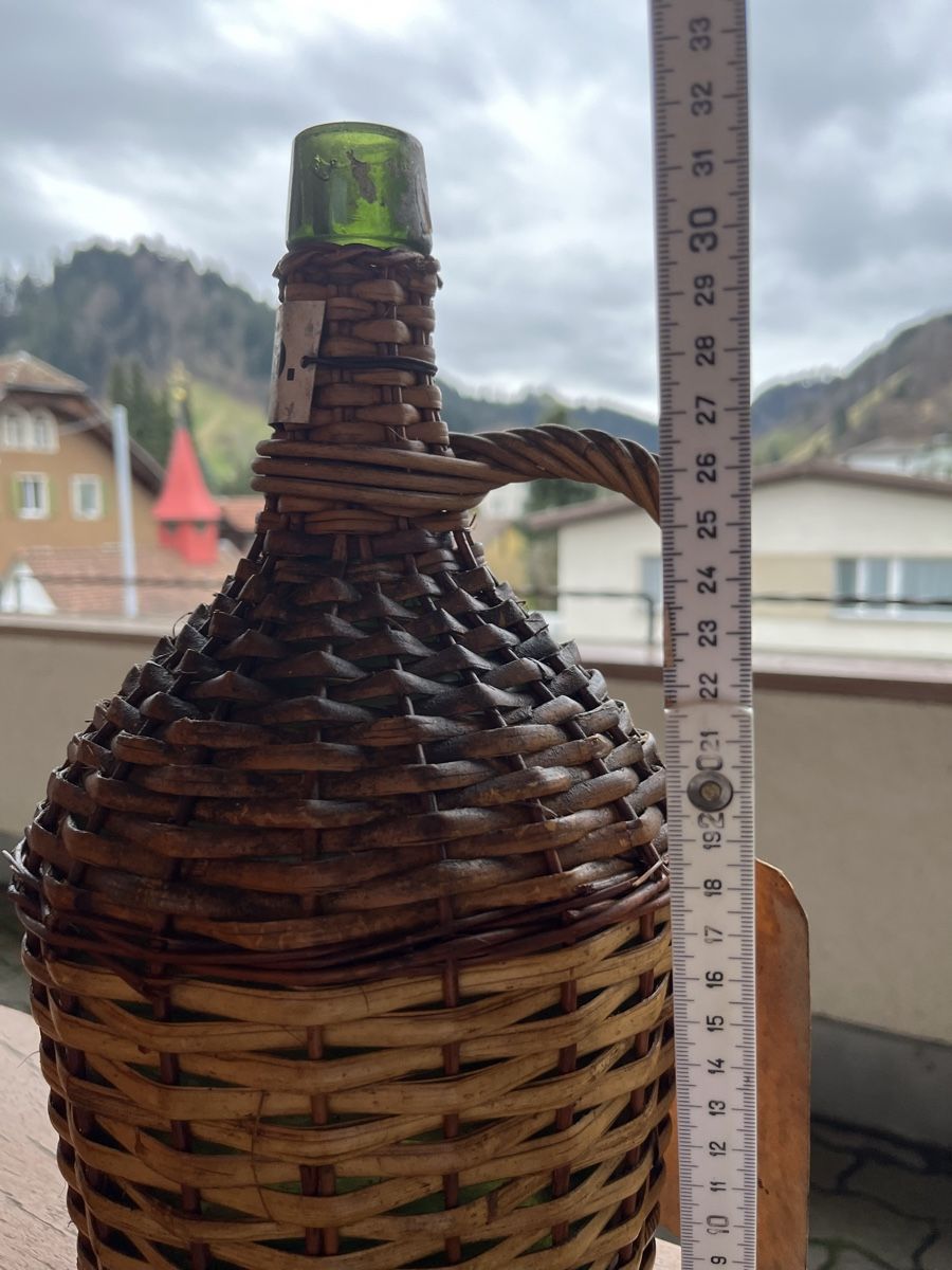 Bottiglie: Korbflasche klein – Usato da Escholzmatt venduto da Stern777 1