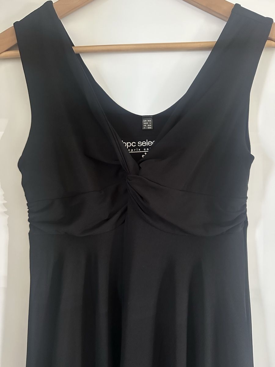 Vestiti: schwarzes Kleid – Usato da Brütten venduto da Estuenggi 1