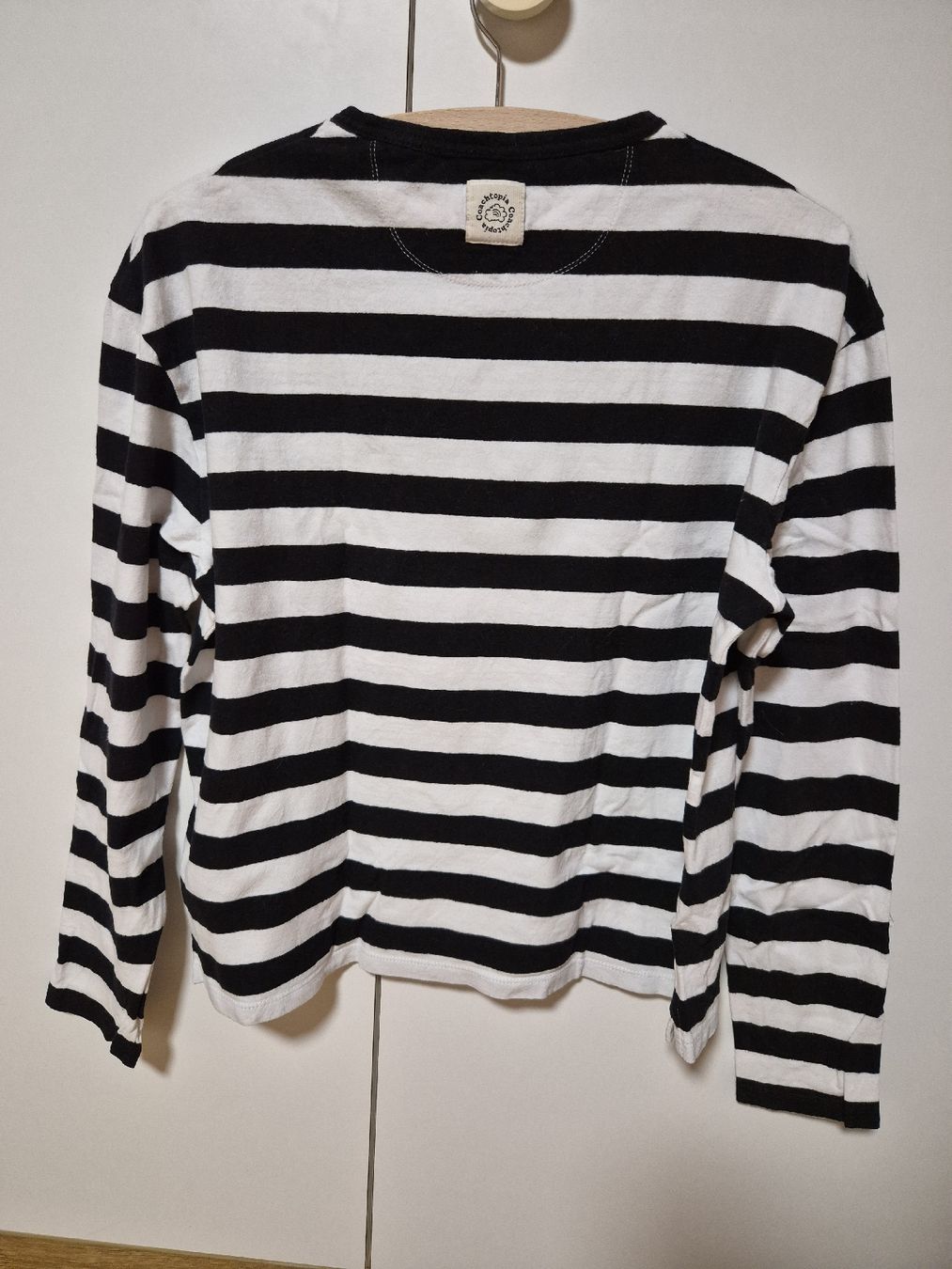 Pulls & Sweat-shirts: Sweatshirt  – D'occasion à Sattel par AndreaChina 2