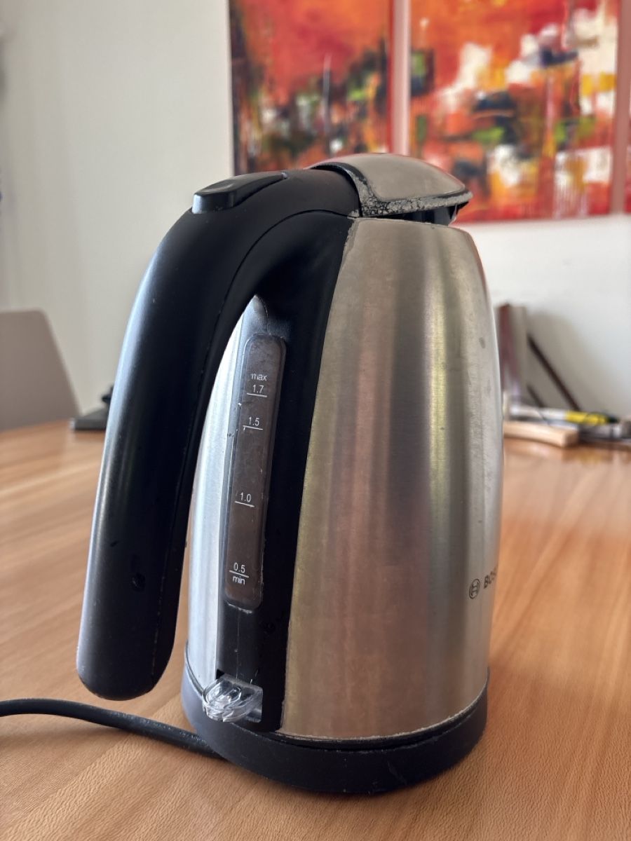 Bosch Bollitori: Wasserkocher Bosch Edelstahl – Usato da Zollikerberg venduto da albatros019 1