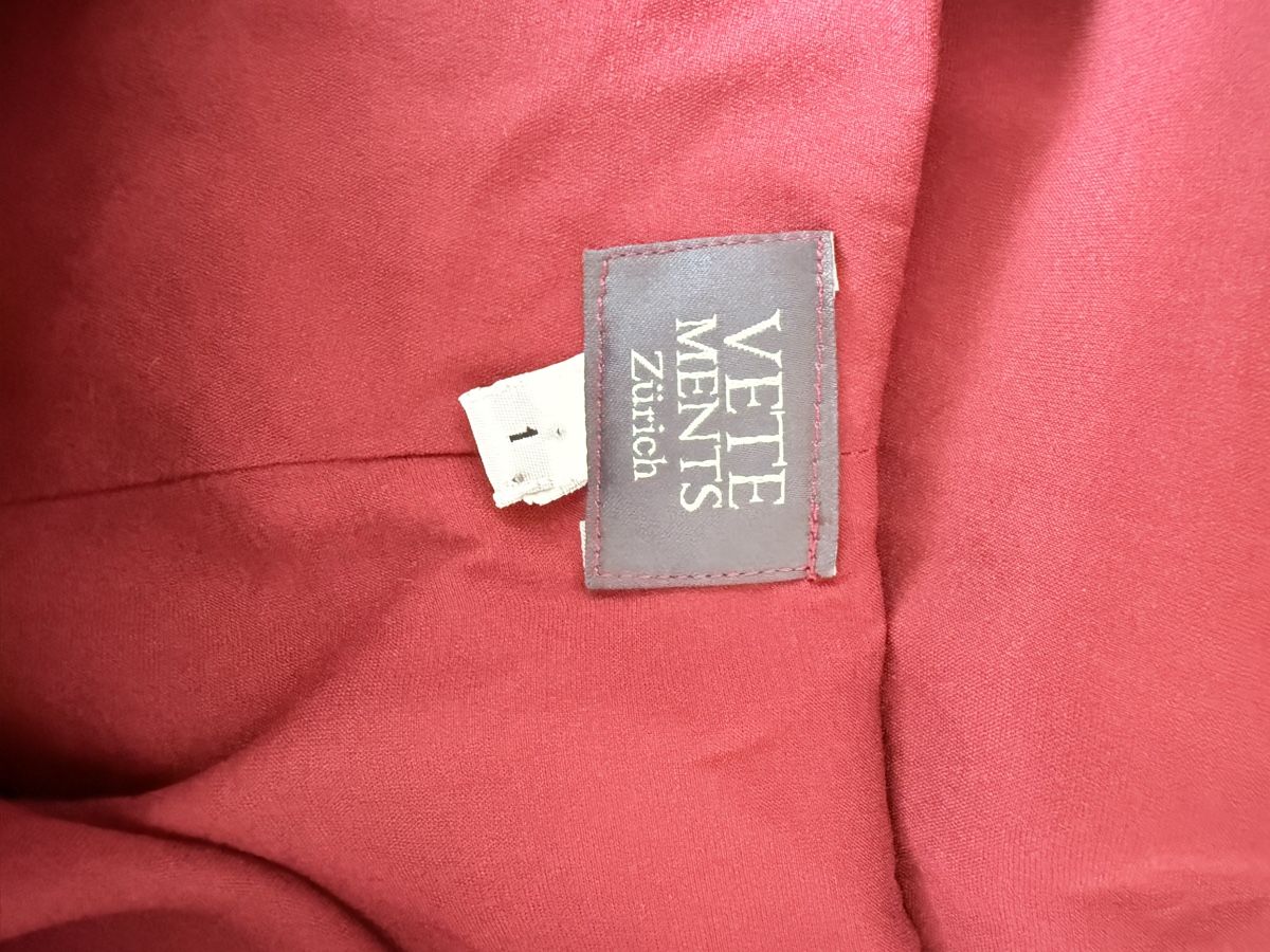 Kleider: VETE MENTS Damen Kleid Grösse 1 Seide  – Gebraucht aus Kilchberg ZH von san_hs8y 2