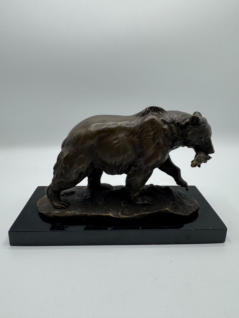 Sculture & Statue: Bronze Bär mit Fisch Skulptur – Usato da Sachseln venduto da BONATI01 3