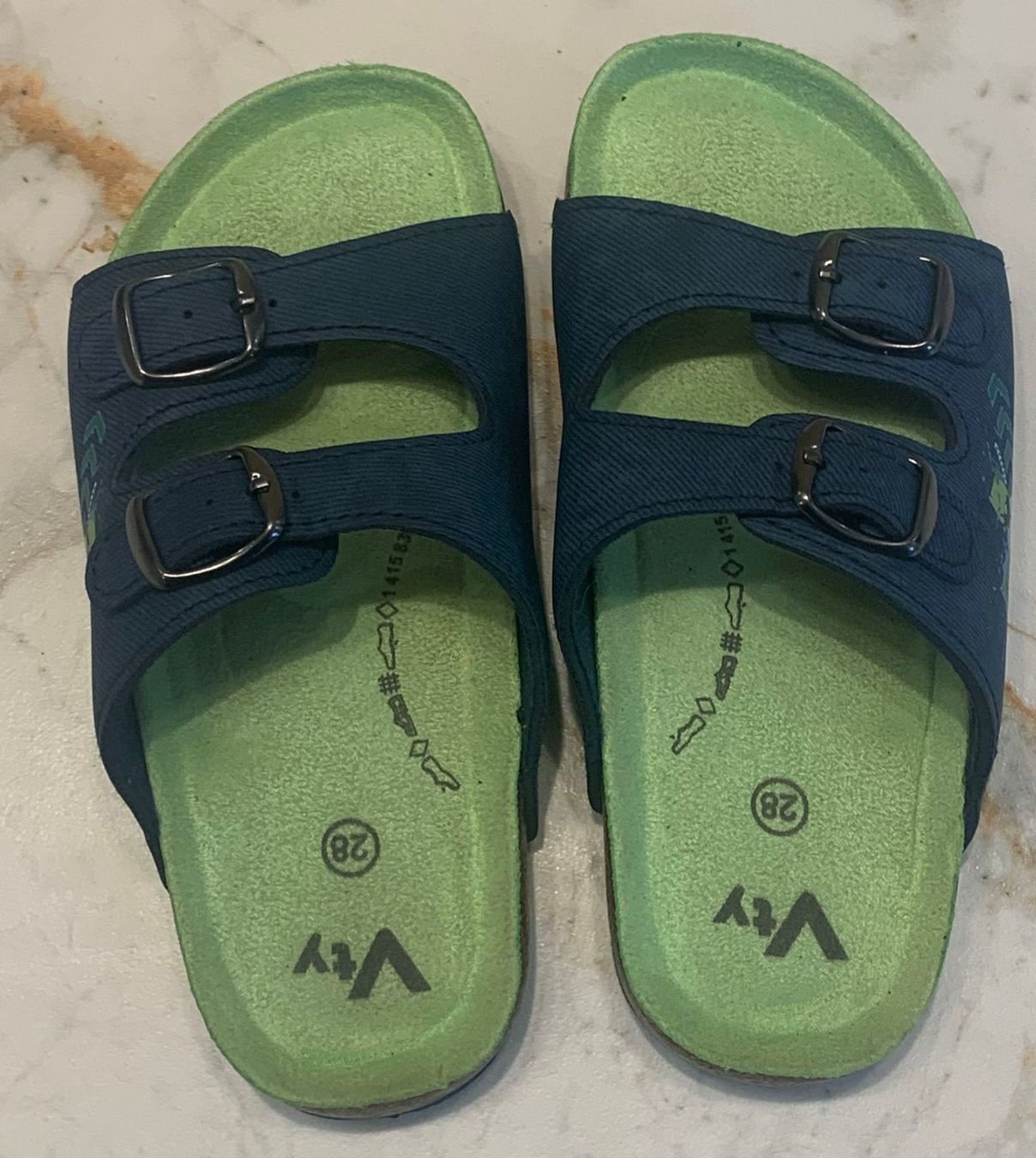 Dosenbach Schuhe für Jungen: Vty - Slippers - Soccer ball - Boy - 28 – Neu und originalverpackt aus Le Noirmont von bouboun21 2