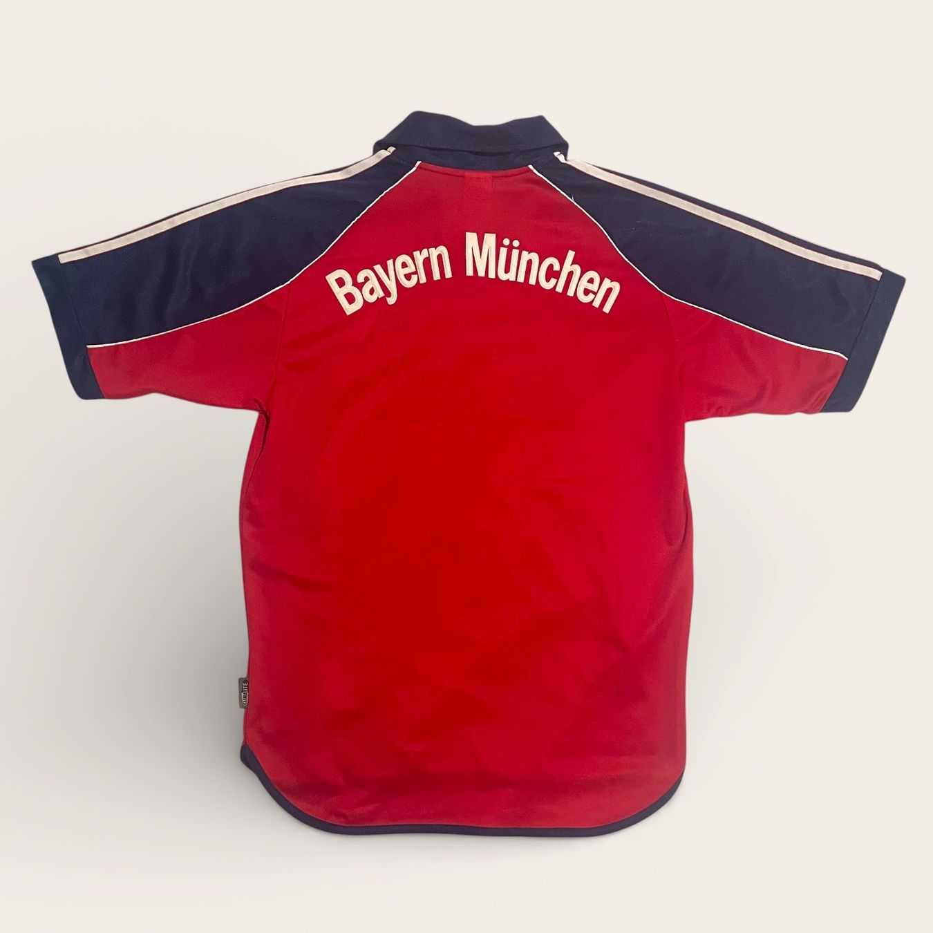 Bayern München Canottiere & Pantaloni: 1999-01 | Bayern Munich (S) – Usato da Savièse venduto da TempsAdditionel 1