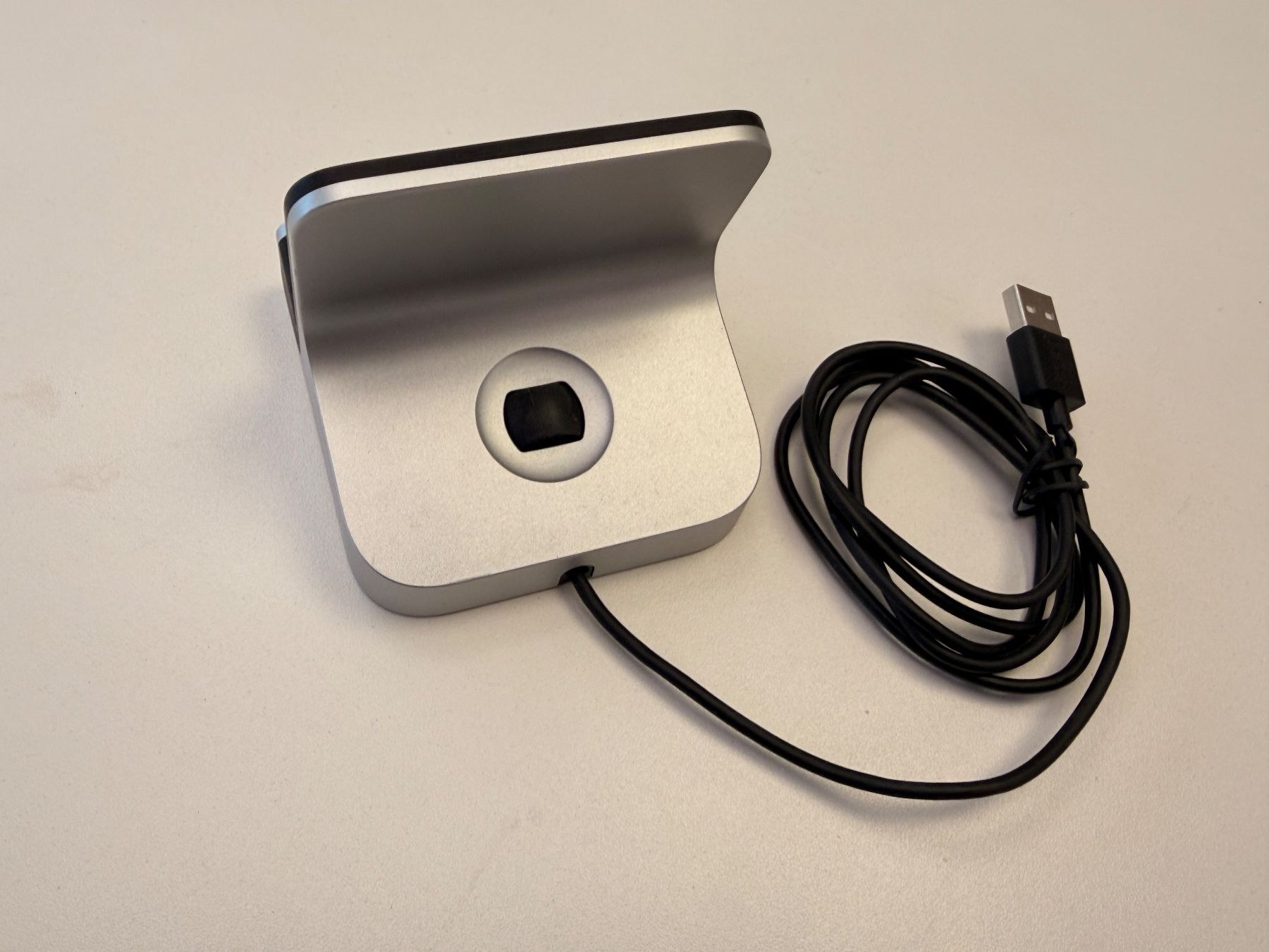 Belkin Docking station: Belkin Lightning Dockingstation – Usato da Gersau venduto da Edotcom 1