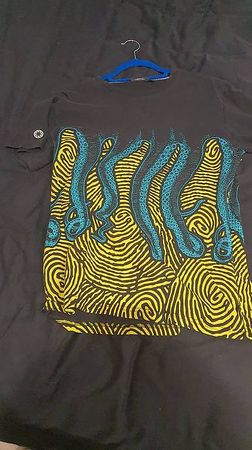 T shirt octopus