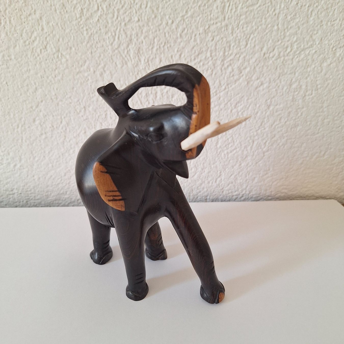 Statuette: Vintage Elefant Figur aus Holz – Usato da Winterthur venduto da ric_rl7n 2