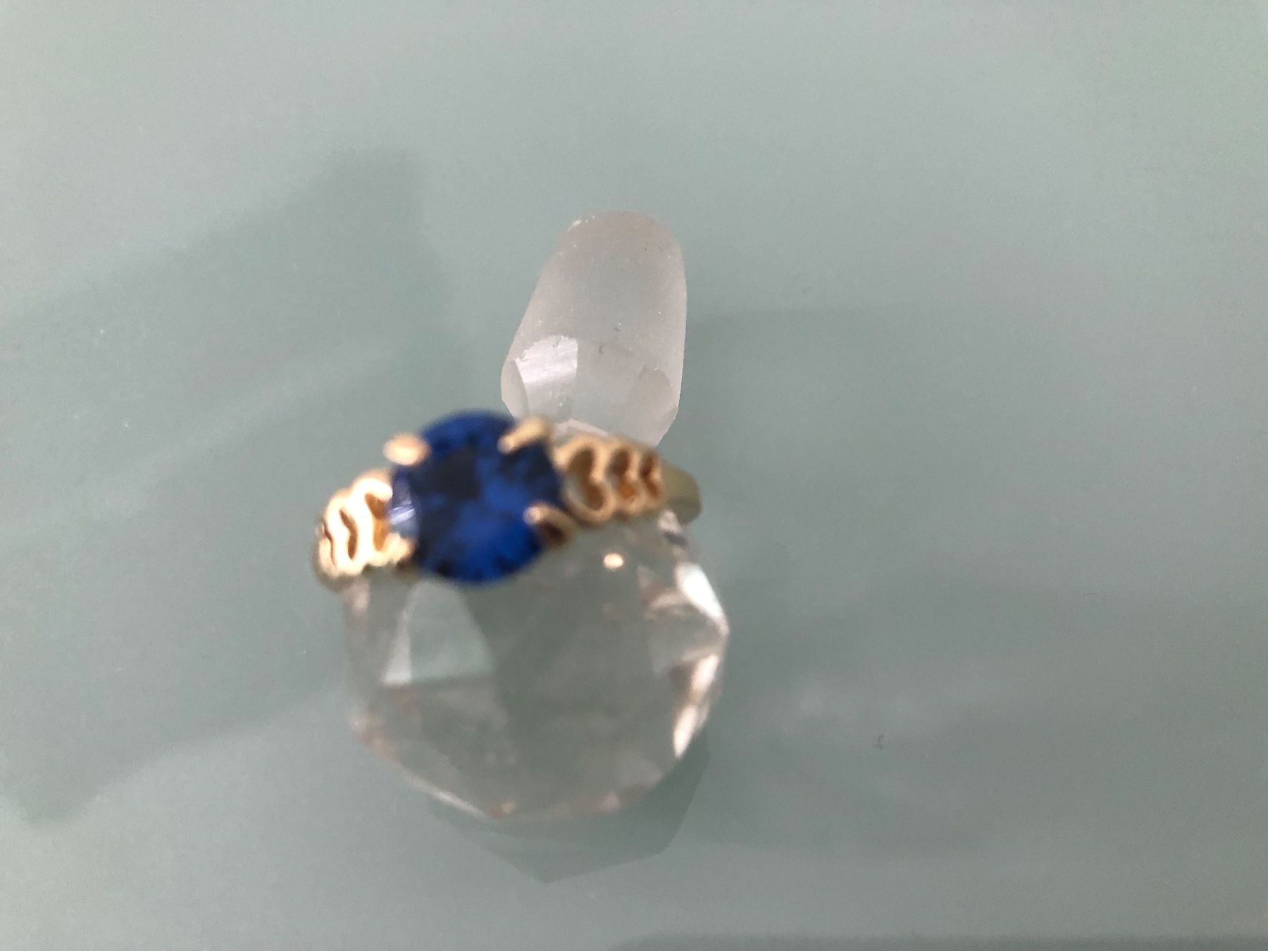 Anelli: Goldener Ring mit blauem Stein – Nuovo (secondo la descrizione) da Eschenz venduto da glaro14 1