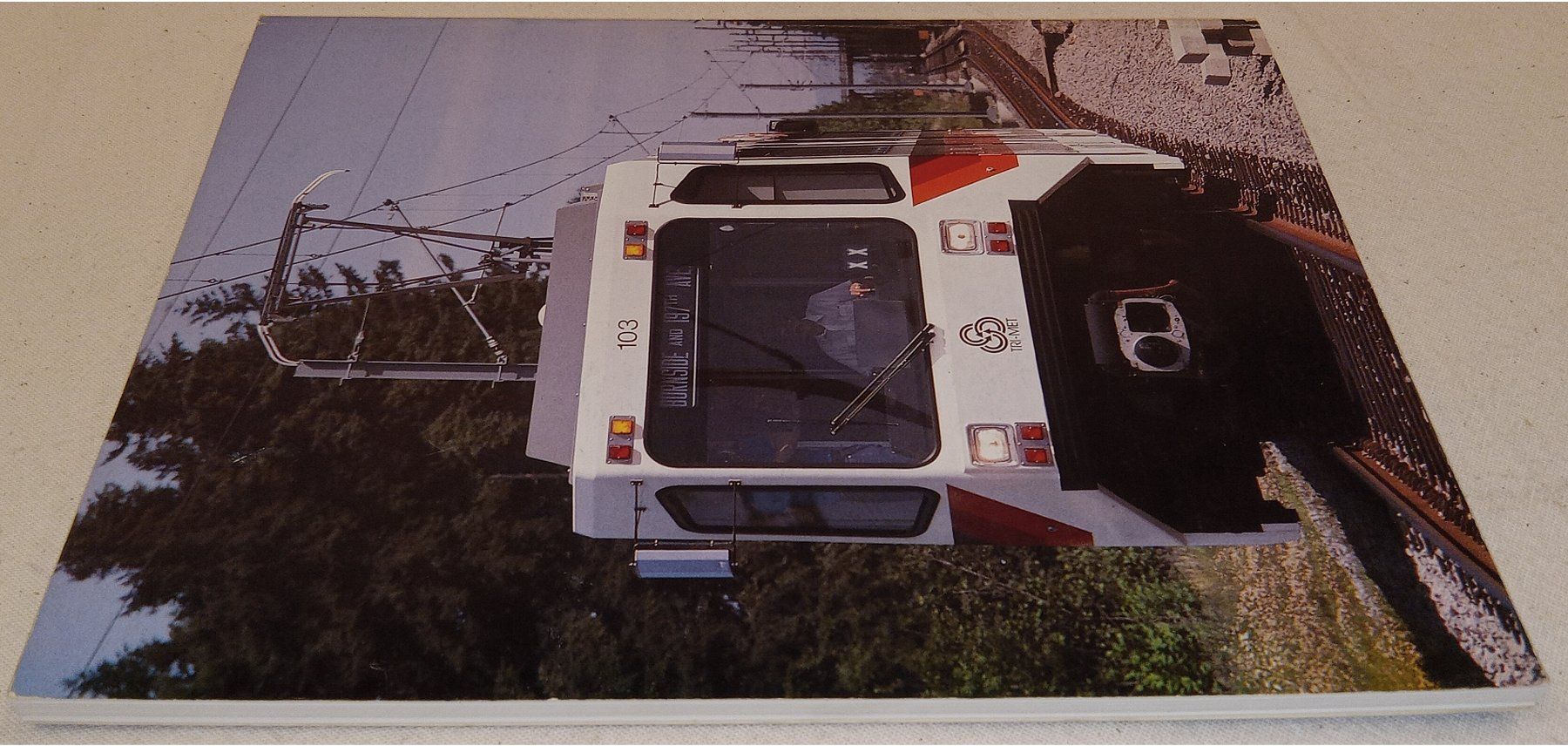 Libri: 0-9610414--3-9 TRACTION YEARBOOK '84 – Usato da Hätzingen venduto da memory-lane 4