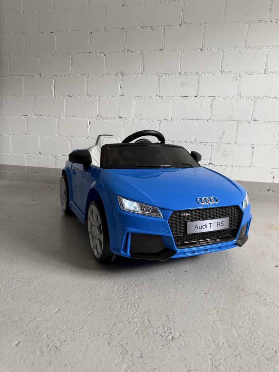 Veicoli per bambini: Audi TT RS Elektroauto mit Fernbedienung – Nuovo (secondo la descrizione) da Richenthal venduto da Megilein95